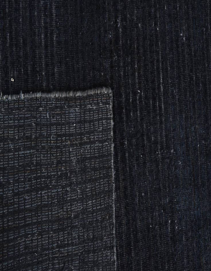 Detail image of  6' 3 x 9' 9  Hand Knotted Darya Wool Rug