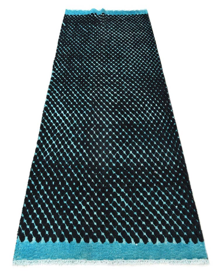 Detail image of  5' 2 x 8' 2  Hand Knotted Darya Wool Rug