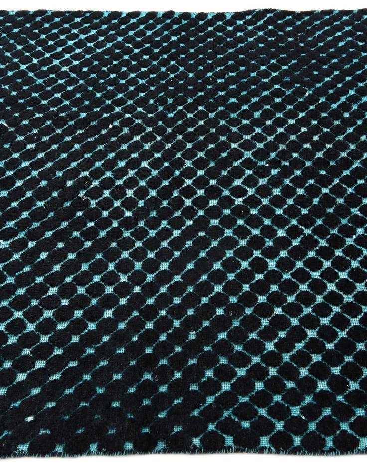 Detail image of  5' 2 x 8' 2  Hand Knotted Darya Wool Rug