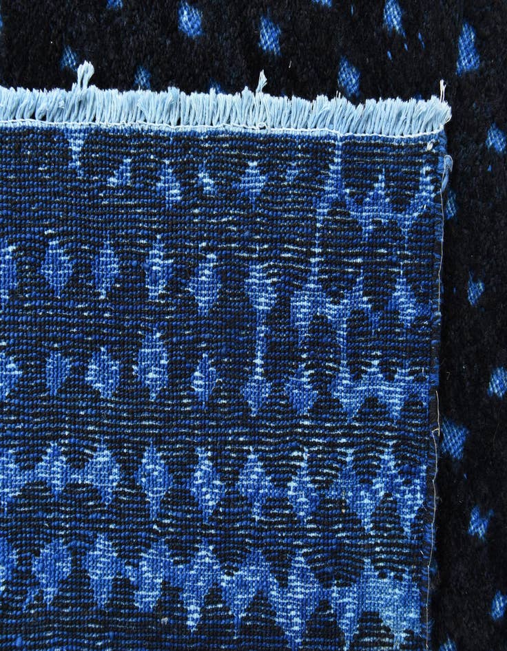 Detail image of  6' 7 x 9' 9  Hand Knotted Darya Wool Rug