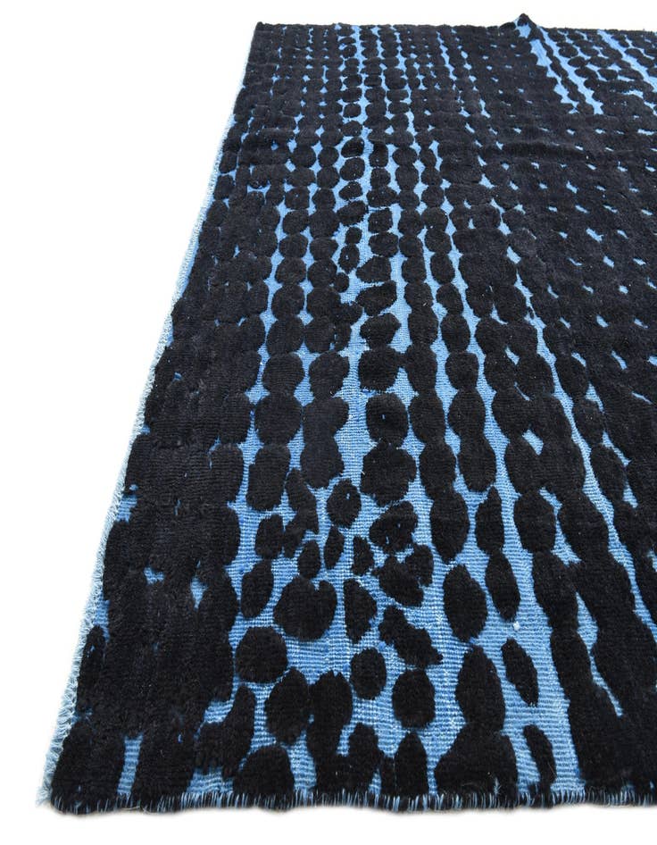 Detail image of  6' 6 x 10'  Hand Knotted Darya Wool Rug