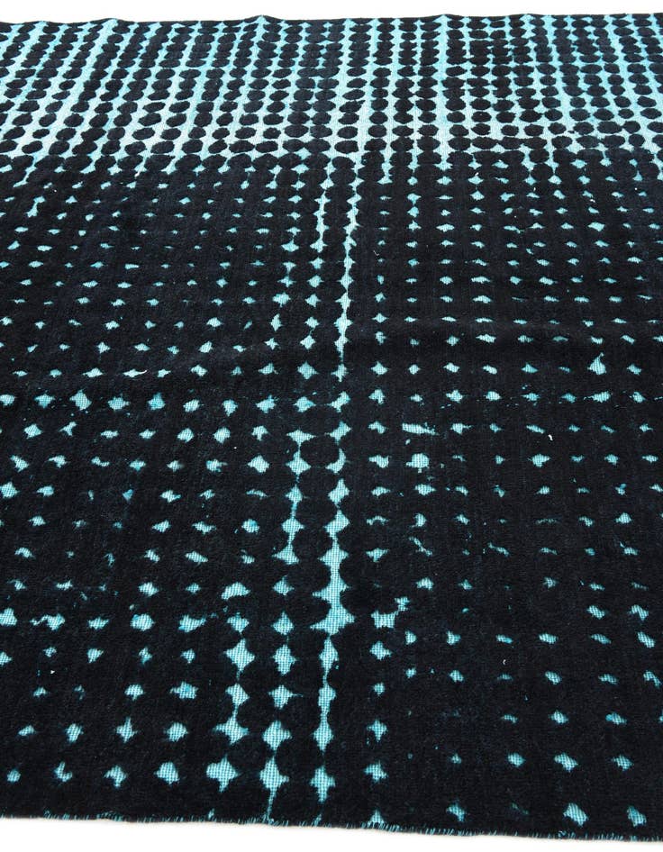 Detail image of  8' x 10' 5  Hand Knotted Darya Wool Rug