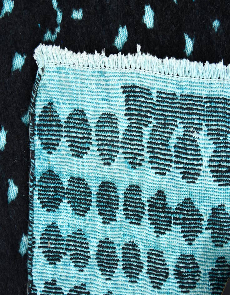 Detail image of  8' x 10' 5  Hand Knotted Darya Wool Rug