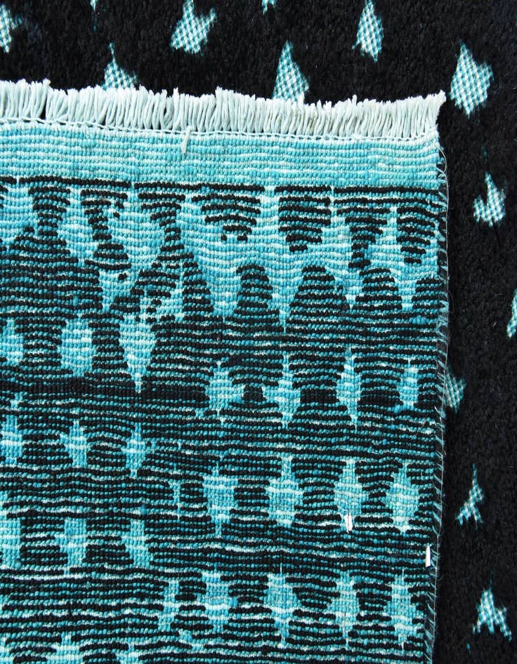 Detail image of  7' 9 x 10' 4  Hand Knotted Darya Wool Rug