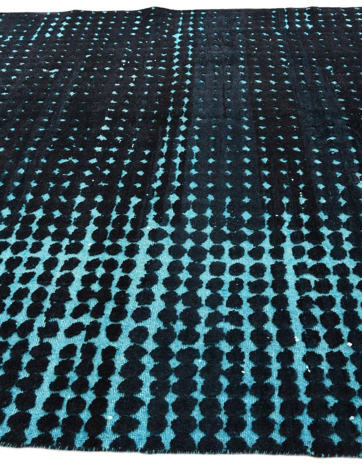 Detail image of  8' x 10' 2  Hand Knotted Darya Wool Rug