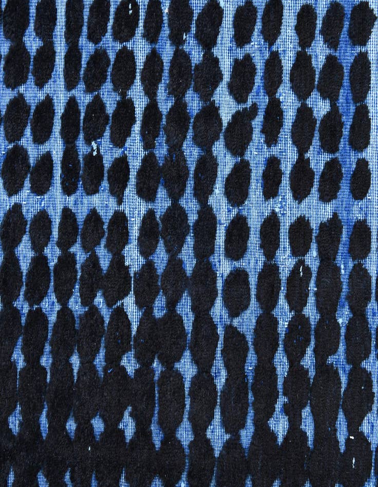 Detail image of  9' x 13'  Hand Knotted Darya Wool Rug