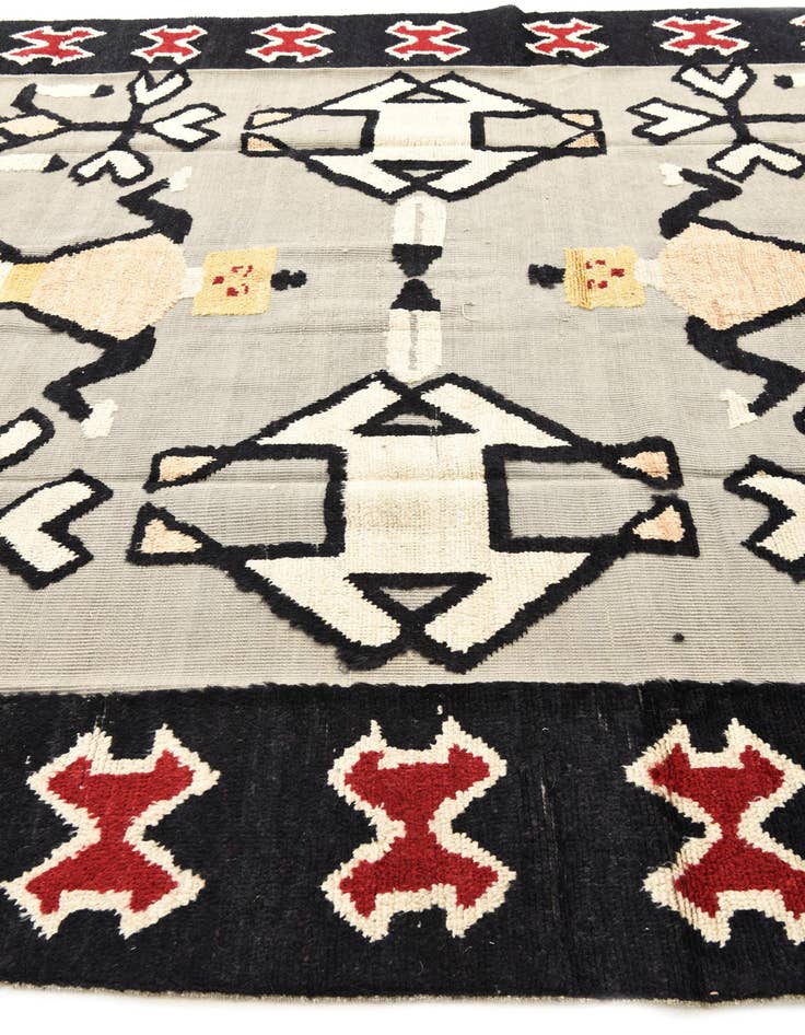Detail image of  9' x 12' 5  Hand Knotted Darya Wool Rug