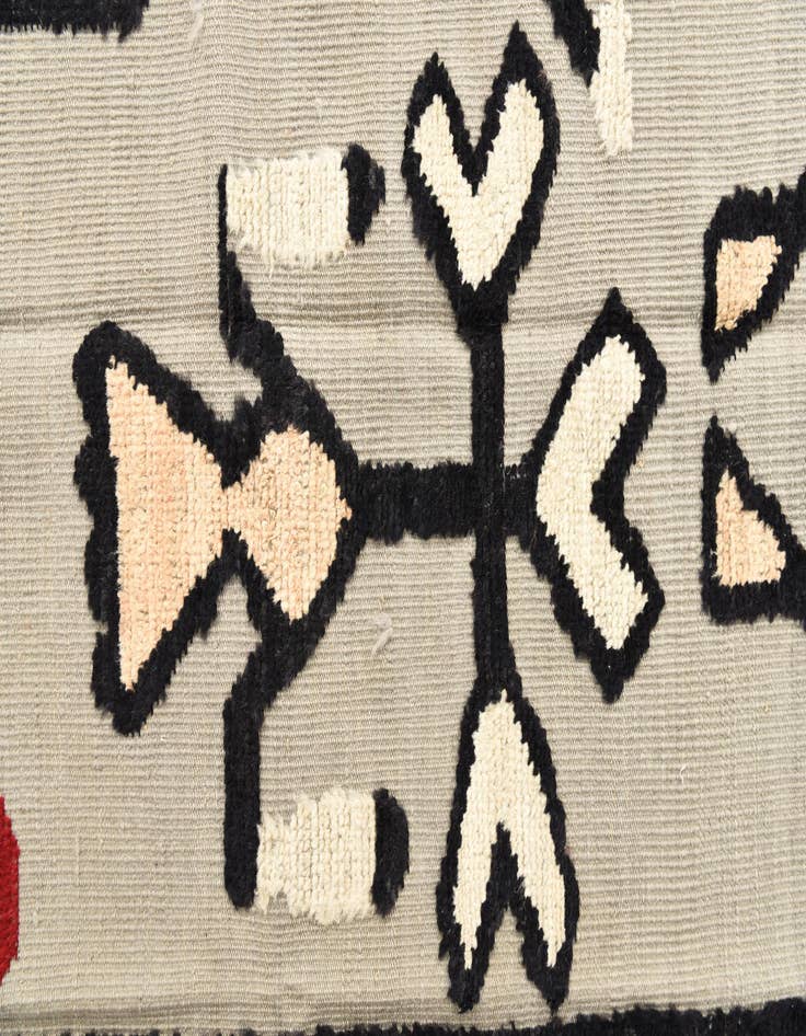 Detail image of  9' x 12' 5  Hand Knotted Darya Wool Rug