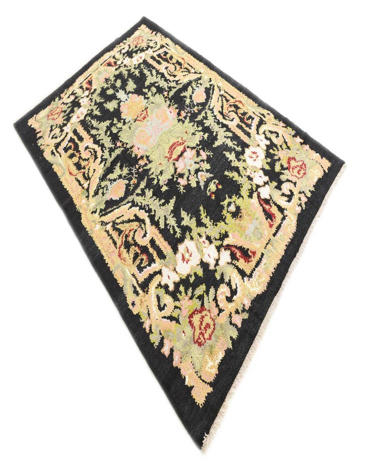 Detail image of  5' 6 x 8'  Hand Knotted Darya Rug