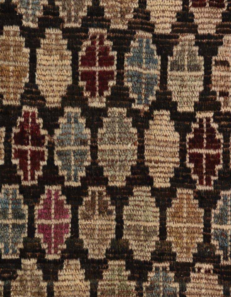 Detail image of  5' x 8'  Hand Knotted Darya Wool Rug