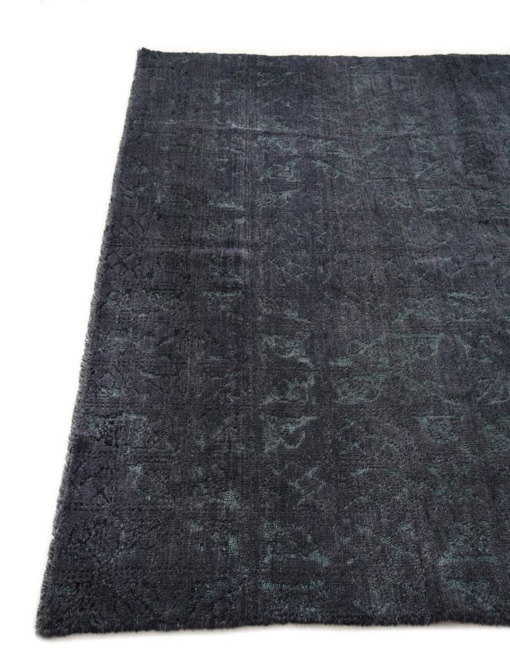 Detail image of  6' 3 x 9'  Hand Knotted Darya Wool Rug