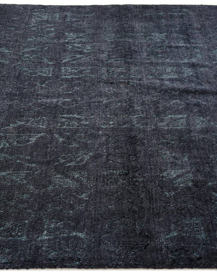 Detail image of  6' 3 x 9'  Hand Knotted Darya Wool Rug