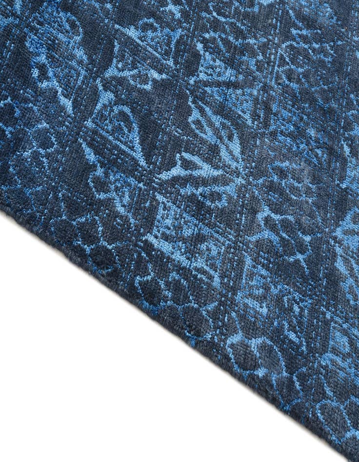 Detail image of  5' 8 x 9' 3  Hand Knotted Darya Rug