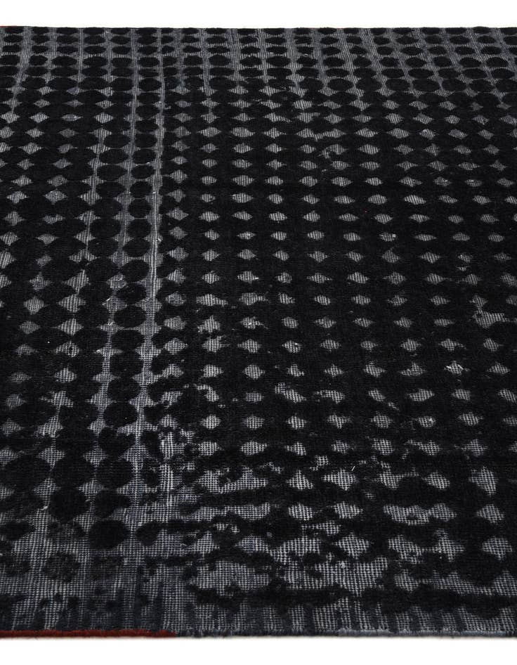 Detail image of  6' x 10'  Hand Knotted Darya Wool Rug