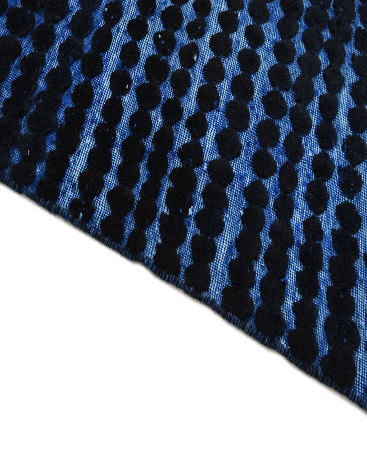 Detail image of  6' 3 x 10' 2  Hand Knotted Darya Wool Rug