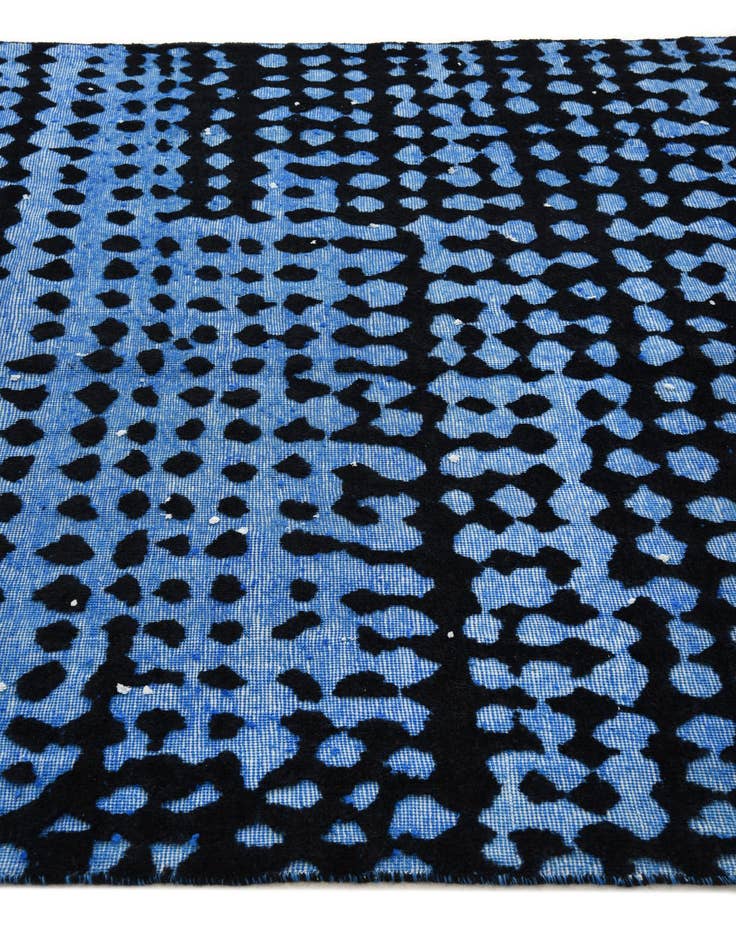 Detail image of  6' 5 x 10' 1  Hand Knotted Darya Wool Rug