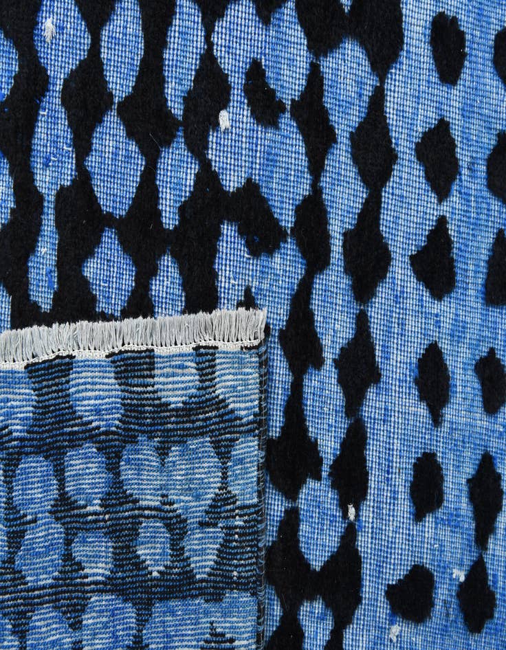 Detail image of  6' 5 x 10' 1  Hand Knotted Darya Wool Rug