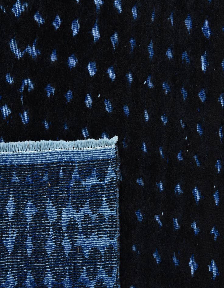 Detail image of  7' 9 x 10' 5  Hand Knotted Darya Wool Rug