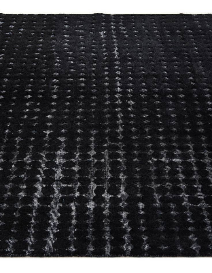 Detail image of  6' x 10'  Hand Knotted Darya Wool Rug