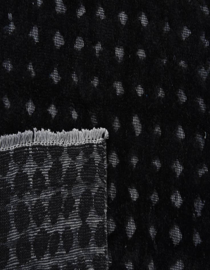 Detail image of  6' x 10'  Hand Knotted Darya Wool Rug