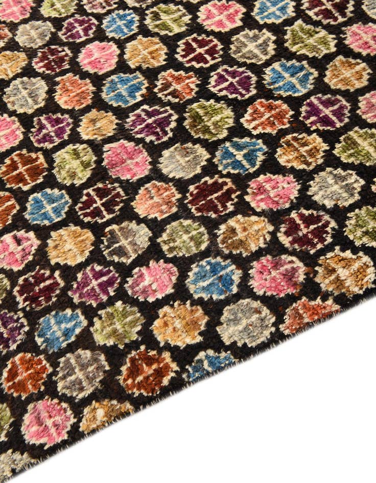 Detail image of  8' 2 x 10'  Hand Knotted Darya Wool Rug