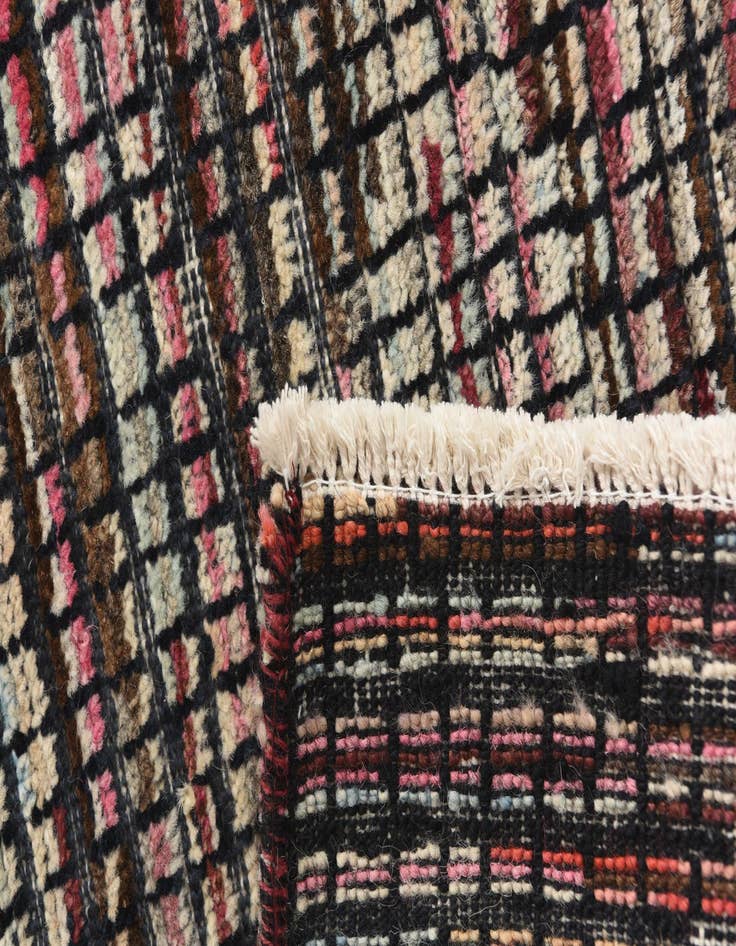 Detail image of  6' 8 x 10'  Hand Knotted Darya Wool Rug