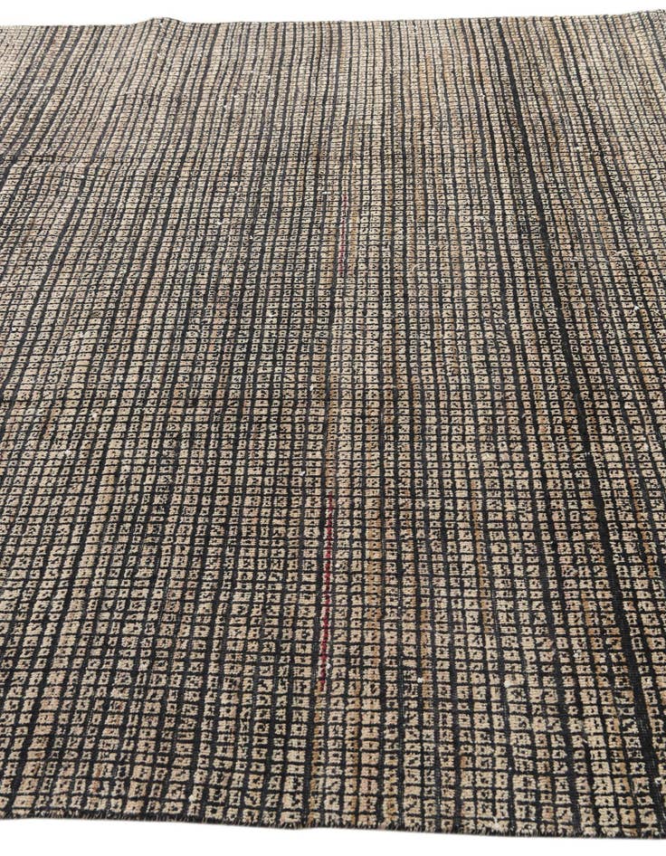 Detail image of  7' 7 x 9' 10  Hand Knotted Darya Wool Rug