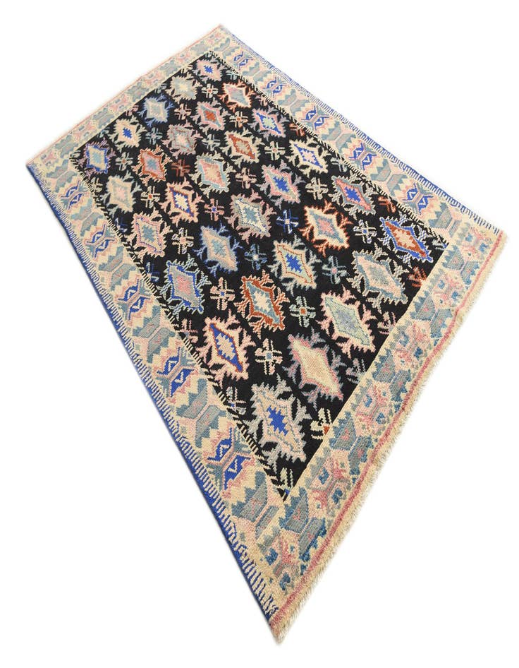 Detail image of  5' 5 x 8' 3  Hand Knotted Darya Rug