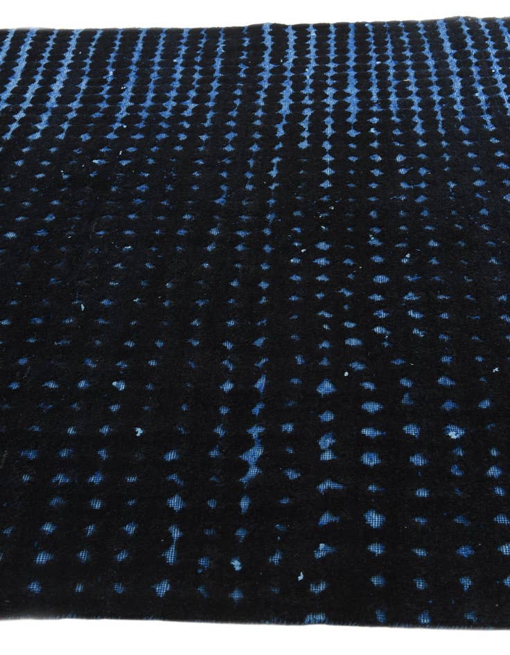 Detail image of  6' 5 x 10' 2  Hand Knotted Darya Wool Rug