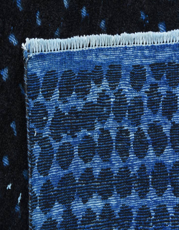 Detail image of  6' 5 x 10' 2  Hand Knotted Darya Wool Rug