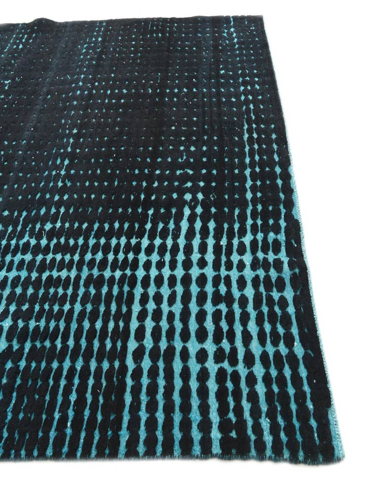 Detail image of  7' 6 x 10' 2  Hand Knotted Darya Wool Rug