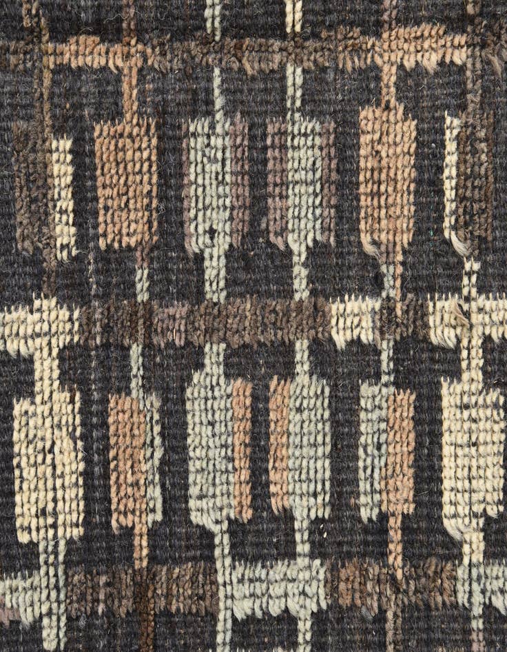Detail image of  8' x 10' 9  Hand Knotted Darya Wool Rug