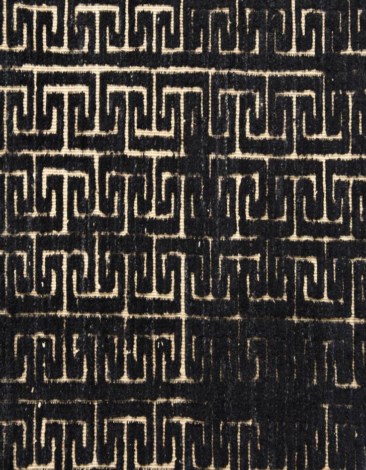 Detail image of  6' 7 x 10'  Hand Knotted Darya Wool Rug