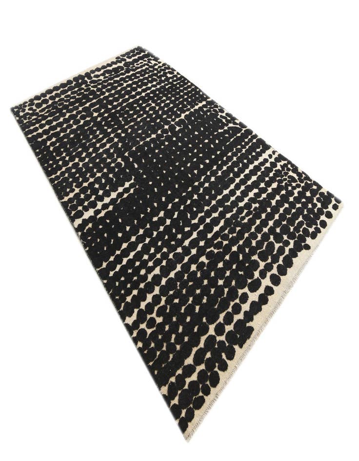 Detail image of  6' 6 x 10' 6  Hand Knotted Darya Wool Rug