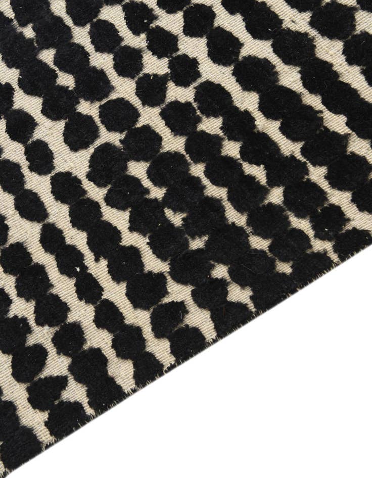 Detail image of  8' x 10'  Hand Knotted Darya Wool Rug