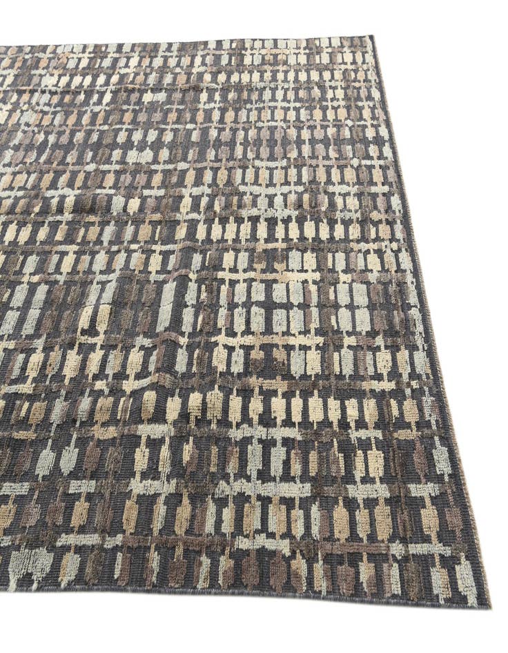 Detail image of  8' 1 x 10' 2  Hand Knotted Darya Wool Rug