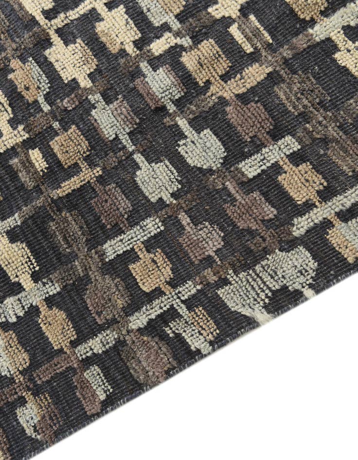 Detail image of  8' 1 x 10' 2  Hand Knotted Darya Wool Rug