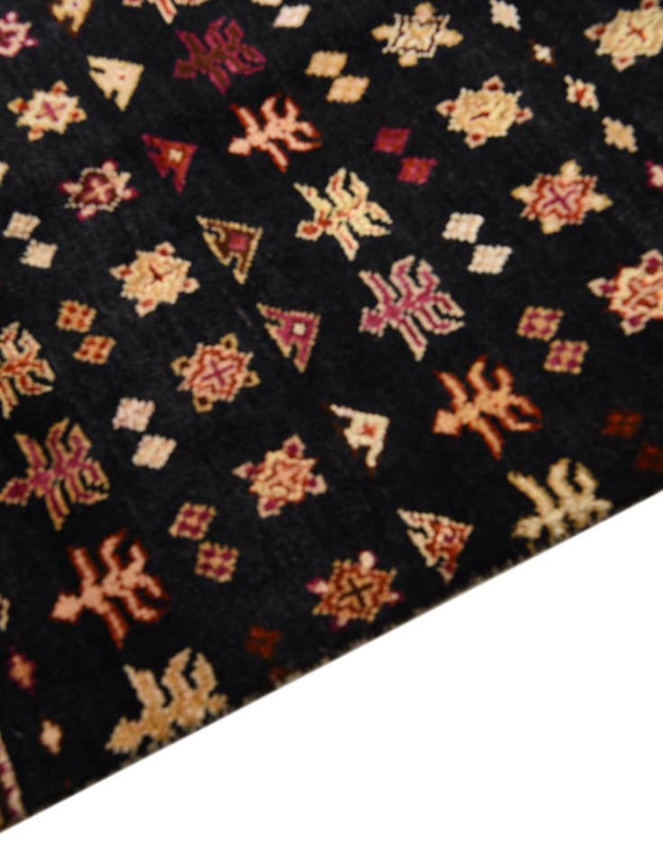 Detail image of  7' 10 x 10' 1  Hand Knotted Darya Rug