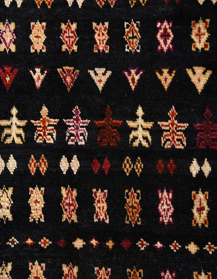 Detail image of  7' 10 x 10' 1  Hand Knotted Darya Rug