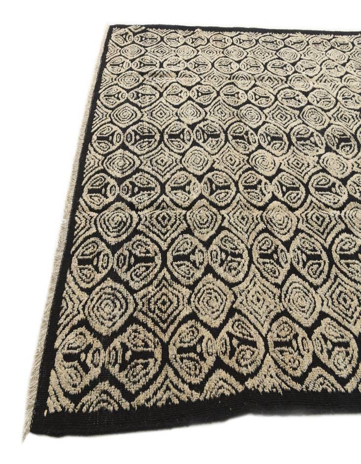 Detail image of  9' 1 x 12' 5  Hand Knotted Darya Wool Rug