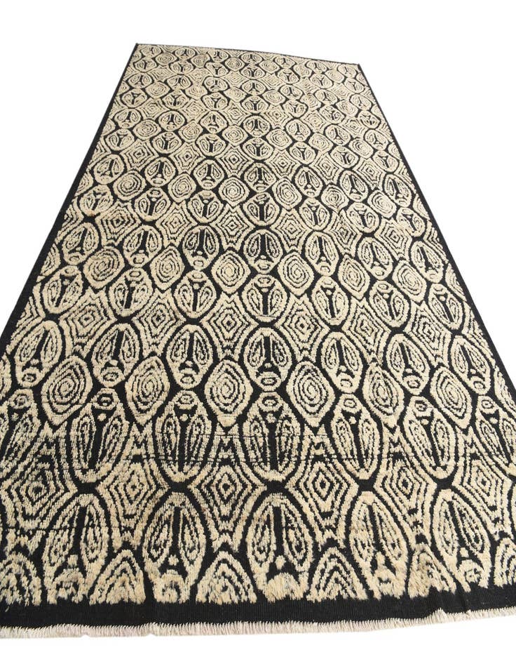 Detail image of  9' 4 x 12' 8  Hand Knotted Darya Wool Rug