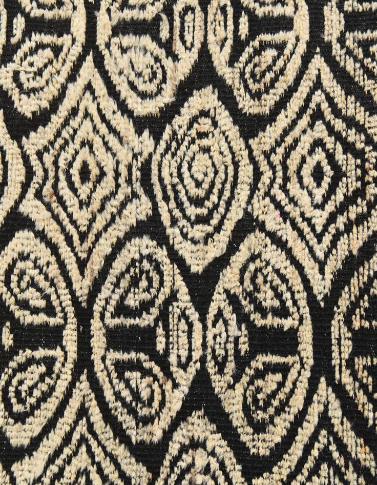 Detail image of  9' 4 x 12' 8  Hand Knotted Darya Wool Rug