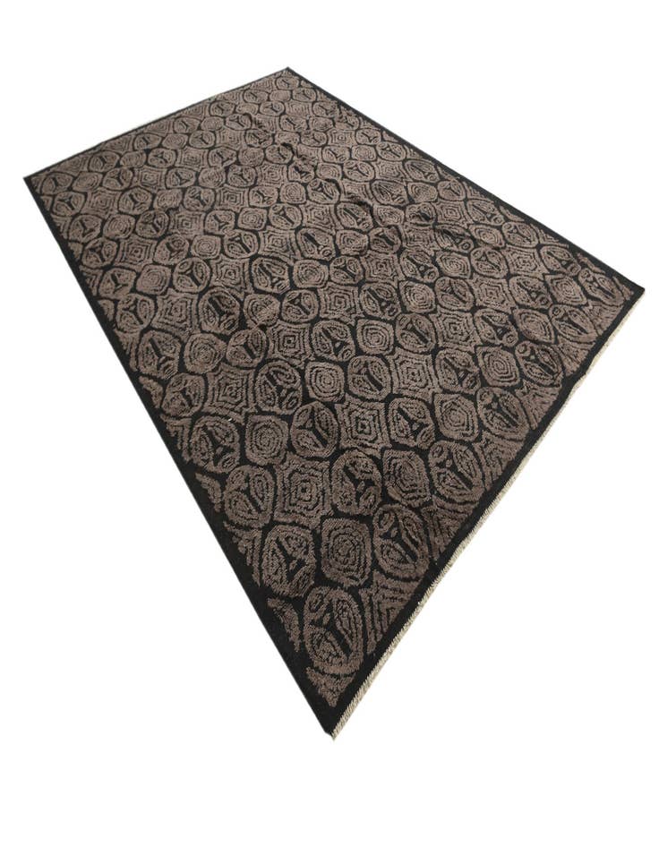 Detail image of  9' x 12' 6  Hand Knotted Darya Wool Rug