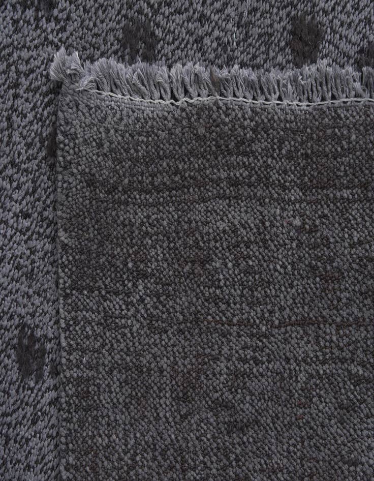 Detail image of  5' 3 x 7' 3  Hand Knotted Darya Wool Rug