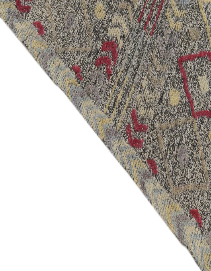 Detail image of  5' x 7' 10  Hand Knotted Darya Wool Rug