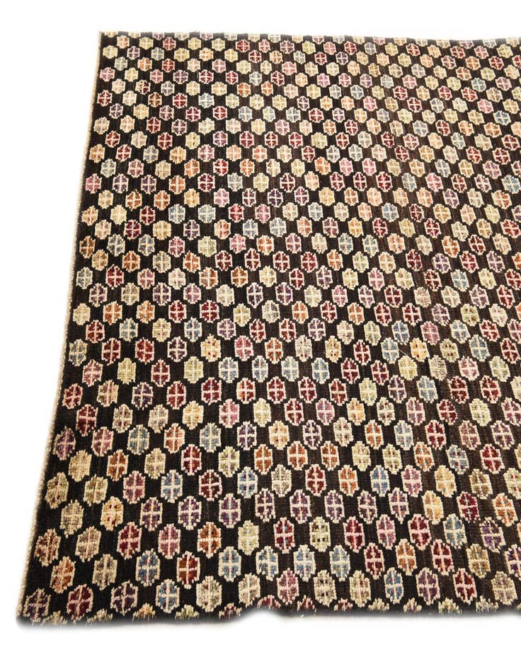 Detail image of  5' 3 x 8' 10  Hand Knotted Darya Wool Rug