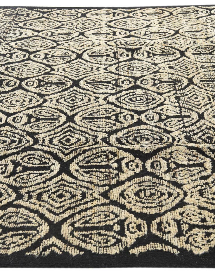 Detail image of  8' 9 x 10' 3  Hand Knotted Darya Wool Rug