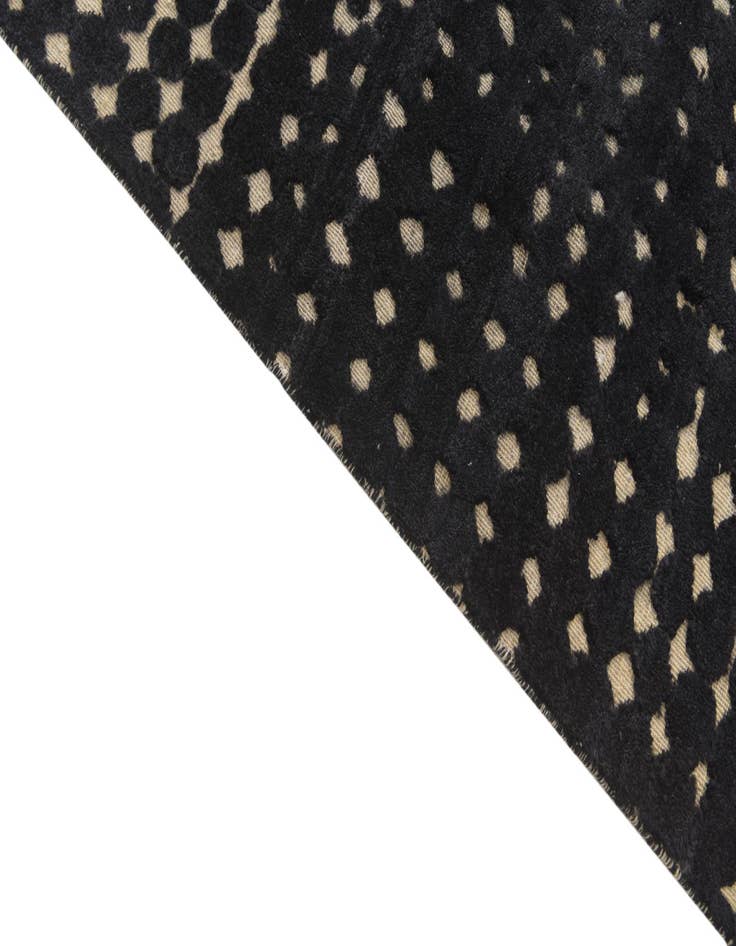 Detail image of  9' x 12' 2  Hand Knotted Darya Wool Rug