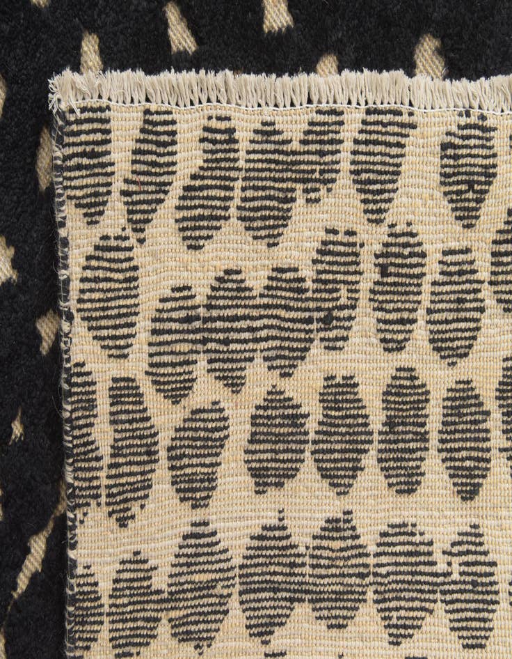 Detail image of  9' x 12' 2  Hand Knotted Darya Wool Rug