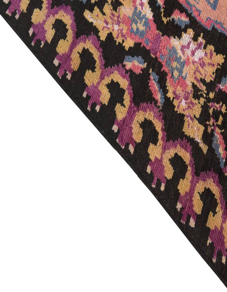 Detail image of  6' 4 x 9' 7  Hand Knotted Darya Rug